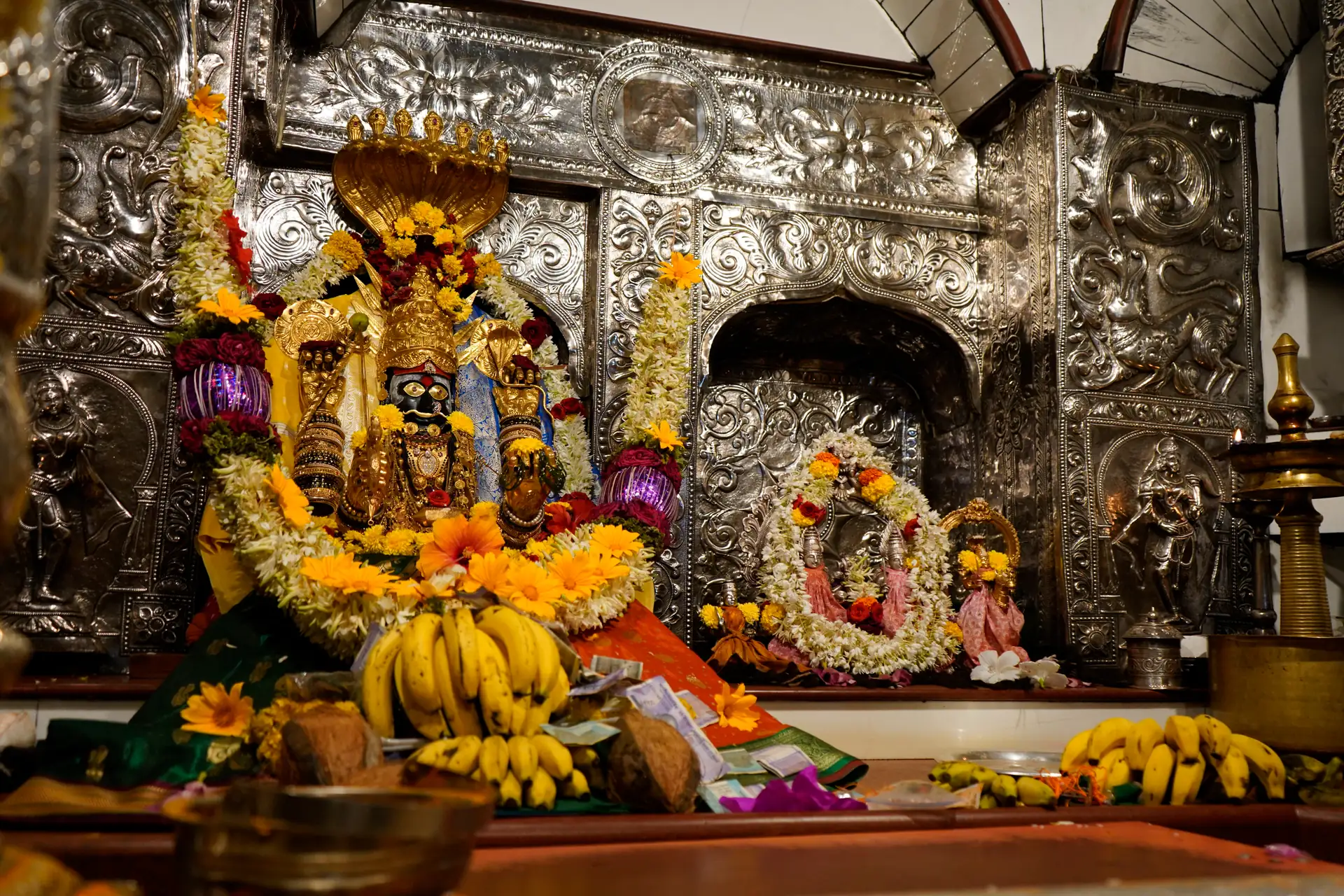 The temple at Chinchli